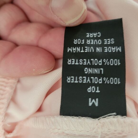 IZ Byer pink bell long sleeve pullover chiffon blouse, size M New with Tags - Picture 8 of 9